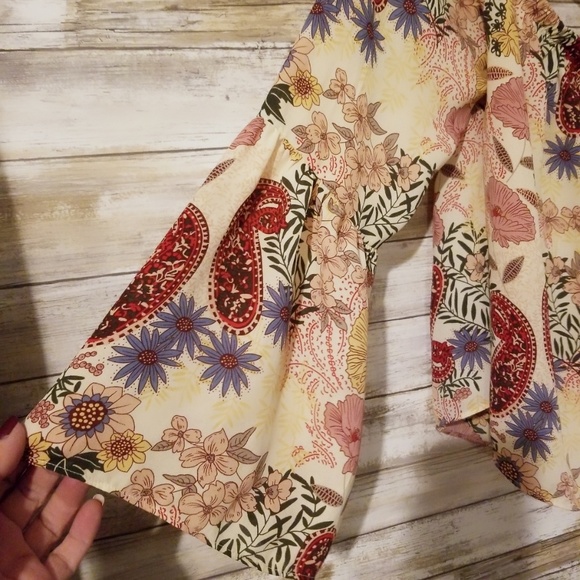 Love Fire Bell Sleeve Blouse MRSP $48.00 - Picture 5 of 7